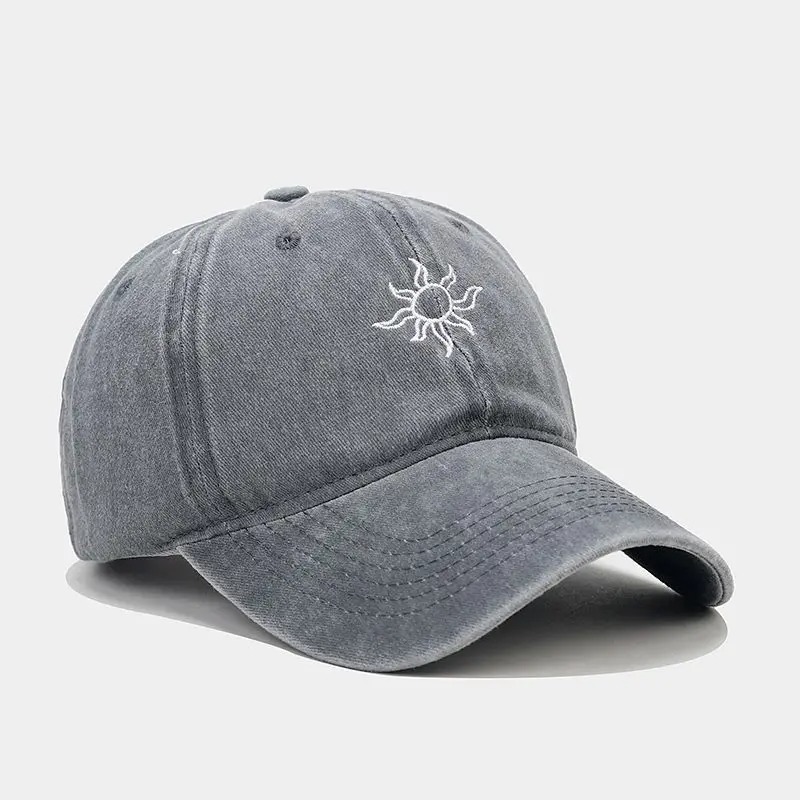 כובע דגם Essential בגזרה יומיומית – תמונה 6